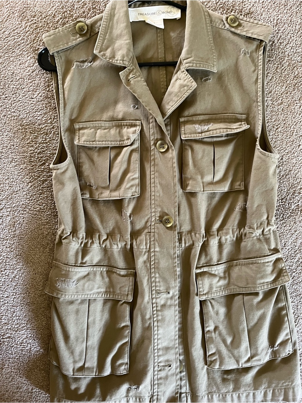 Treasure & Bond Distressed Utility Vest in Khaki